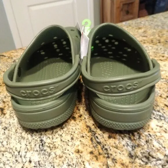 Crocs Baya Clogs Slip On Sandals 10126-309 Army Green Unisex M10/W12 NWT