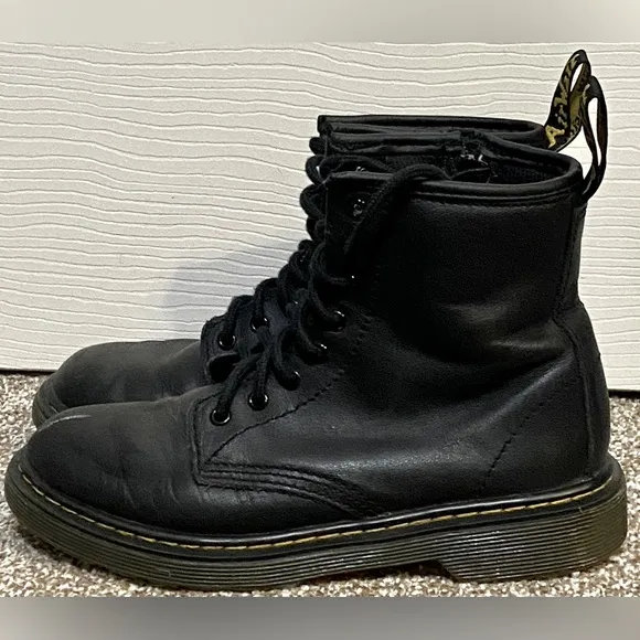 Doc Martens Air Wair 1460J Black Combat Boots Size Kids US 2