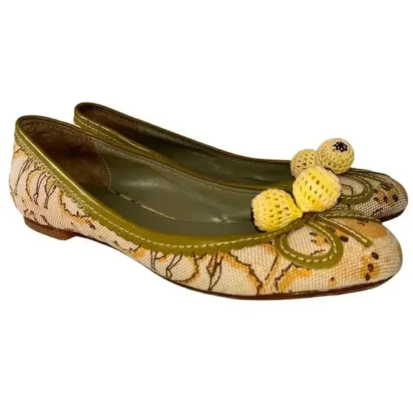 Laura Brandon Anthropologie Women’s Canvas Yellow Sage Pom Pom Ballet Flats 7